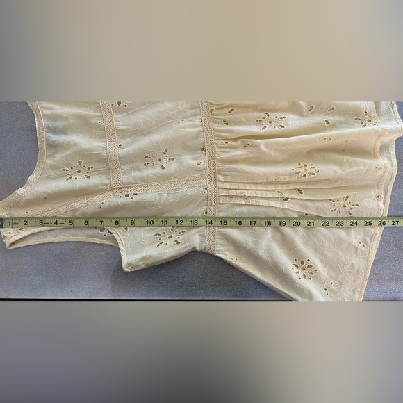 Melissa Paige Yellow Eyelet Peplum Blouse (842) - Picture 9 of 11